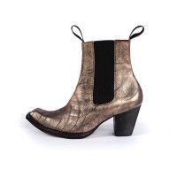 GAUCHO BOOT - Gold leather, elasticised sides & lovingly hand sculped wooden heel #prestonzlydesign #westernstyle #pzdclassics #ankleboots Art Boots, Winter Leather Boots, Handcrafted Leather, High Heel Boots, Winter Boots