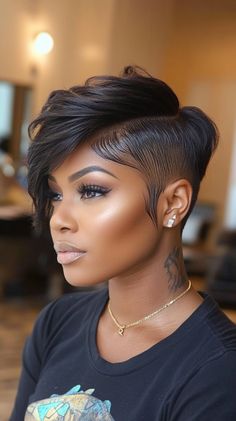 💄 Master with Short Hair Styles With Shaved Sides Outfits With Short Hair Black Women, Hairstyles With Shaved Sides Black Women, Natural Glam Black Women, Short Haircuts For Grey Hair, Hair Styles With Shaved Sides, Short Platinum Blonde Hair, Natural Hair Haircuts, Short Haircuts For Black Women, Short Relaxed Hairstyles