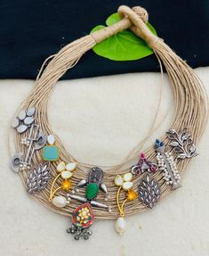 Navratri Jewellery, Western Jewellery, Fabric Jewellery, Diy Jewelry Necklace, Beaded Necklace Designs, Handmade Jewelry Tutorials, Dresses Indian