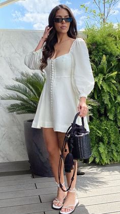 Summer Day Dresses, Elegante Casual, Classy Dress Outfits, Flirty Dresses, Easy Trendy Outfits, Causual Outfits, Instagram Summer, Feminine Outfit, Fashion Fits