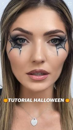 Hallwoon Makeup Ideas, Halloween Makeup With Mask, Easy Cute Halloween Makeup Ideas, Good Witch Makeup Ideas, Zombie Cowgirl Makeup, Easy Skeloten Makeup, Witch Makeup Pretty, Kids Witch Costume Makeup, Witch Costume Makeup Easy