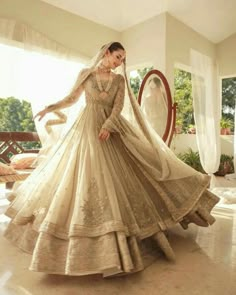 Cute hania Amer beautiful girl beautiful hania Amer bridal dress ideas pakistani bridal dress ideas bridal looks ideas stylish dress designs welama dress designs ideas Walima Look, Walima Dresses, Orang India, Bride Collection, Nikah Outfit, Nikah Dress, Walima Dress, Desi Wedding Dresses, Nikkah Dress