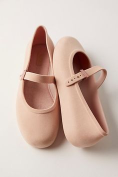 Effortlessly femme, these timeless flats feature a soft flocked upper and adjustable strap with a classic round toe and soft insole. **Features:** Classic ballet style, flocked finish for a velvety feel, adjustable strap with pin closure, soft insole for comfort, light-as-air construction, durable PVC sole **Why We ❤ It:** A versatile addition to any shoe collection, these femme flats can be dressed up or down. | Melissa Soft Velvet Ballerina Flats at Free People in Pink, Size: US 6 Melissa Flats, Ballet Boots, Ballet Style, Velvet Flats, Ballet Fashion, Free People Shoes, Fall Shoes, Ballerina Flats, Sneaker Heels