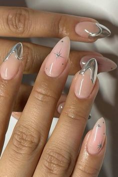 Silver Nail Designs, Chrome Nails Designs, Silver Nail, Metallic Nails, Star Nails, Silver Nails, Prom Nails, Pretty Acrylic Nails, Chic Nails