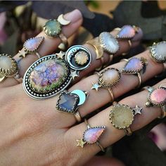 Bohemian Style Rings, Many Rings, Jewerly Designs, Moon And Star Ring, Antique Engagement Ring, Jewelry Inspo, Mode Vintage, The Ring