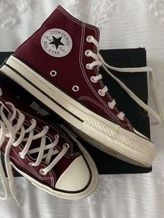 Dark Red High Top Converse, Vision Board Red Aesthetic, Wine Red Converse, Dark Red Converse Outfit, Dark Red Vibes, Downtown Girl Shoes, Cherry Converse, Converse Rouge, Dark Red Converse