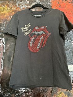 Vintage Diamante Rolling Stones men's T-shirt. We ship worldwide. Thank you for your shopping. Mens T Shirts, Stone Design, Mens Graphic Tee, Rolling Stones, Vintage Designs, Mens Graphic, Men's T Shirt, Graphic Tees, Tee Shirts