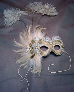 . Mascarade Party, Mask Invitations, Feather Mask, White Mask, Mardi Gras Mask, Carnival Masks