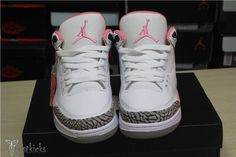 Nike Shoes Women Fashion, Jordan Shoes Retro, Jordan 4s, All Nike Shoes, Shoes Outfit Fashion, Cute Nike Shoes, Cute Sneakers