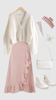 Art Vibes Aesthetic, Skirt Cardigan, Modest Girly Outfits, Pink Clothes, Modesty Outfits, Cute Modest Outfits, Fall Art, Bedroom Decor Ideas, Ootd Style