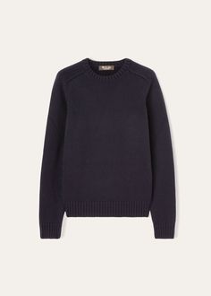 Comfortable, regular-fit crewneck made from extremely lightweight, fluffy baby cashmere. This versatile, minimalist, feminine style is defined by a wide crewneck. Minimalist Feminine Style, Summer Furniture, Best Travel Accessories, Leather Denim, Leather Shirt, Loro Piana, Denim Trousers, Cashmere Sweater, Knitwear Women