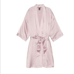 New With Tags 3/4 Sleeves Matching Fabric Waist Tie Comfortable Relaxed Fit Victoria's Secret Wedding Night Sleepwear, Pink Satin Robe, Black Satin Robe, Womens Robe, Luxury Robes, Sheer Robe, Short Satin, Pink Kimono, Floral Print Kimono