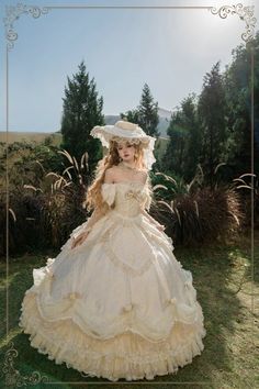 Royal Ball Gowns Princesses, Princess Like Dresses, Princess Day Dress, Rococo Wedding Dress, Princess Outfits Aesthetic, Fairytale Dress To Impress, 1800s Dresses, Creepy Cute Fashion, Royal Core