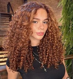 Dark Cherry Curly Hair, Dark Copper Curly Hair, Caramel Colored Hair, Pelo Color Borgoña, Curly Full Lace Wig, Brown Curls, Brown Curly Hair