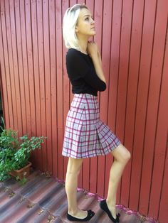 "Vintage wool skirt for school. Skirts has waistband with center back zipper. Skirts has two front pockets the inside is lined. Material: 50 % Wool 50% Polyester Lining: 100% Polyester Marked size: US 13y+/ EUR 164 Measurements (lying flat): Waist: 13.4\" / 34 cm Length: 19.3\" / 49cm Please check measurements to insure a proper fit. Remember to allow yourself some extra room for movement. You can compare these with something from your closet that fits you well. Please convo me if you need addit Casual Knee-length Lined Tennis Skirt, Casual Knee-length Tennis Skirt, Knee-length Casual Tennis Skirt, School Uniform Style Workwear Skort With Lined Skirt, Plaid Pleated Short Skort, Fall School Uniform Lined Skirt, Fitted Preppy Skirt With Pockets, Plaid Pleated Skort, School Uniform Style Lined Skirt For Fall