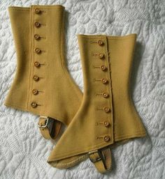 Victorian Accessories, Victorian Shoes, The Victorian Era, Plain Outfits, Old Shoes, Victorian Steampunk, Shoe Covers, Edwardian Era