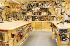 a workbench with lots of tools in it and the words best wood carving tools