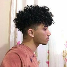 Boys Curly Haircuts, Undercut Curly Hair, Men Haircut Curly Hair, Faded Hair, Short Curly Haircuts