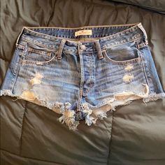 Brand New..Never Worn Frayed Hollister Jean Shorts...100% Cotton Hollister Clothes, Hollister Jean Shorts, Jacob Elordi, Earthy Outfits, Closet Goals, Hollister Shorts, Hollister Jeans, Outer Banks, Christmas List