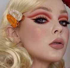 Hippie Makeup, 60s Makeup, Trending Makeup, Make Up Designs, Bottom Lashes, 70s Makeup, Mekap Mata, Drag Make-up, Retro Makeup