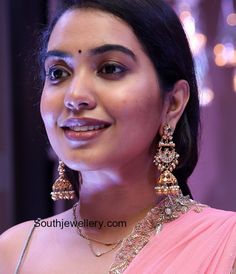 Jewellery South Indian, Jewellery Choker, Gold Earrings Models, Jewellery Bridal, Jewellery Wedding, Handmade Gold Jewellery, Gold Necklace Indian Bridal Jewelry