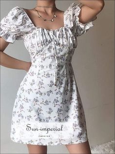 Sun-Imperial Material:Polyester Silhouette:Sheath Season:Summer Neckline:Square Collar Sleeve Length(cm):Short Sleeve Style:Puff Sleeve Decoration:Bow Style:vintage Waistline:empire Pattern Type:Floral Dresses Length:Above Knee, Mini Neckline:Slash neck Style:Sexy Slim See size chart : https://sun-imperial.com/pages/size-chartSizing advice :Most items run small ( discluding swimsuits and shoes) - If you are not sure which size will work best for you - You can email us via info.sunimperial@gmail. Mode Indie, Empire Pattern, Aesthetic Clothing Stores, Cottagecore Outfits, Cottagecore Fashion, Dress Aesthetic, Vestidos Vintage, Floral Dresses, Floral Mini Dress