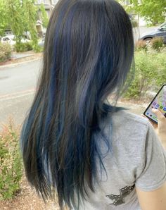 Blue Hair Streaks, Blue Brown Hair, Blue Hair Highlights, Dyed Hair Blue, Dark Blue Hair