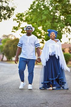 Roora Outfits, Tswana Wedding, Traditional Tops, Bridesmaids Blue, African Bridesmaids, Business Goal