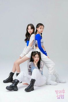 Trio Poses, Girlfriends Photoshoot