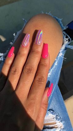 Holographic Nail Designs, Holographic Glitter Nails, Pink Nail Colors, Manicure Tips, Shellac Nails, Pink Acrylic Nails, Pink Nail, Holographic Nails, Nails Toes