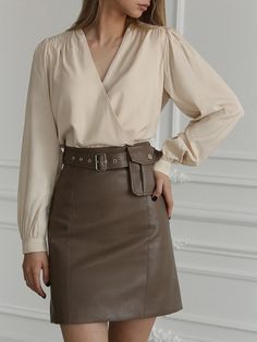 Brown Mini Skirt, Winter Skirt Outfit, Bag Belt, Winter Skirt, Online Fashion Store, Style And Grace, Online Fashion Stores, Fall Looks, New Wardrobe