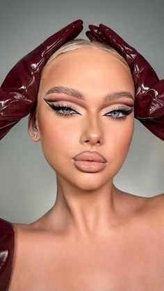 Olive Makeup, Makeup Illustration, Blonde Hair Makeup, Arabic Makeup, High Fashion Makeup, Makeup For Black Skin, Instagram Famous, Creative Makeup Looks