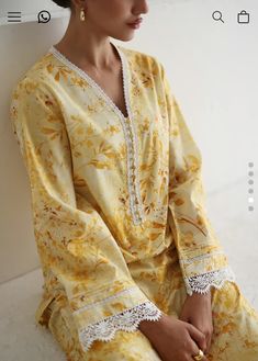 Pakistani Kurti, Batik Print Dress, Yellow Kurta, Kurta Cotton, Simple Style Outfits, Lace Dress Design, Button Embellishments, Fancy Kurti