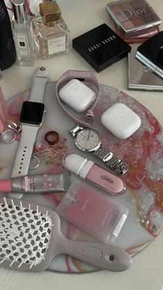 Cosmetic Aesthetic, Cosmetics Aesthetic, What In My Bag, Healthy Lifestyle Inspiration, روتين العناية بالبشرة, Beauty Skin Care Routine, Essential Bag