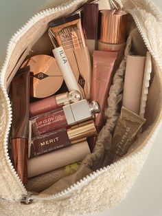 Makeup Contouring, Lip Glow, Essential Bag