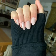 14 Fall Nail Colors for Fair Skin Tones - That are Warm & Cozy - Neutral Nails Pale Skin, Nails For Fair Skin, Nails Fair Skin, Soft Nail Colors, Best Nail Colors For Fair Skin, Fall Neutral Nail Colors, Tan Nails