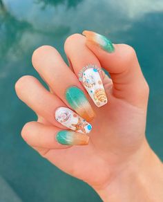 25+ “ocean nails” designs that you’ll see on the beach this summer Beach Holiday Nails, Summer Holiday Nails, Summer Vacation Nails, Beach Themed Nails, Vacation Nails Beach, Tropical Vacation Nails, Beach Nail Designs, Natural Nail Art, Summer Nails Beach