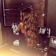 2023 Hair, Paris Mode, Victoria Secrets, Hair Envy, Dream Hair, Emma Watson, Hair Dos, Gorgeous Hair, Down Hairstyles