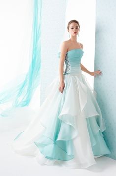 Le Rose & Spose co. Teal Wedding, Blue Wedding Dresses, Pretty Prom Dresses, Blue And White Dress, White Wedding