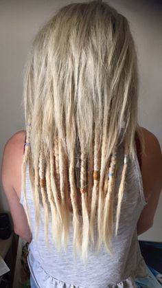 Half Dreads Short Hair, Under Hair Dreads, Partial Dreads Styles For Women White, Half Rasta Braids, Half Dreads Partial Dreadlocks, Partial Dreads Short Hair, Peekaboo Dreads, Braids Rasta, Half Dreaded Hair