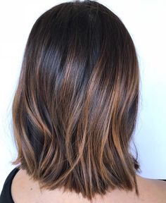 Dark Ombre Short Hair, Caramel Highlights On Dark Hair, Straight Brunette Hair, Natural Dark Hair, Highlights For Dark Brown Hair, Balayage Bob, Short Ombre Hair