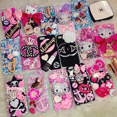 there are many cell phones that have been made to look like they're from hello kitty