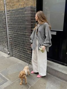 everything oversize Cool School Outfits, Chloe Hayward, Inspiring Aesthetic, Cool School, Chill Fits, Year 6, English Style, Autumn Style, Mode Inspo