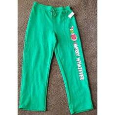 New With Tags~ Never Worn! Juniors The Grinch Who Stole "Merry Whatever" Sweat Pants Pajamas Juniors Size Large Or 2x Grinch Sweat Pants, Christmas Cotton Pants, Merry Whatever, Grinch Pajamas, Womens Pj Sets, Adult Onesie Pajamas, Black And White One Piece, Flannel Pajama Pants, Green Flannel