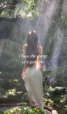 Mood Board Self Love, Vision Board Divine Feminine, Affirmation And Manifestation, Goddess Vibes Quotes, I Am A Goddess Affirmation, Goddess Vision Board, What Does Being In Love Feel Like, Feminine Energy Relationships, High Quality Woman Quotes