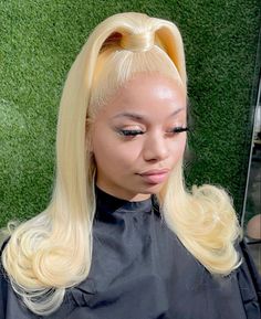 Blonde Frontal Bob, Blonde Sew In, 613 Frontal Updo, Blonde Lace Front Wigs Bobs, Cardi B Blonde Hair, Lil Kim 90s Blonde Hair, Long Curly Weave, Blonde Lace Front Wigs