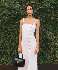 Style Inspiration Casual, Dramatic Classic, Reformation Dress, Womens Fashion Inspiration, Simple Outfit, Simple Outfits