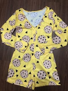 Trendy Fitted Sleepwear For Pajama Party, Trendy Fitted Sleepwear, Casual Yellow Fitted Sleepwear, Yellow Fitted Casual Sleepwear, Striper Outfits, Womens Onesie, Matching Outfits Best Friend, Cute Nike Outfits, Pajama Fashion