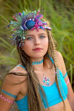 Colorful Mermaid Tiaras, Asymmetrical Sea Goddess Headpieces, Siren Mermaid Festival Headbands, Sea Shell Crowns, Little Mermaid Costume Goddess Headpieces, Fantasy Crowns, Types Of Mermaids, Mermaid Festival, Mermaid Tiara, Whimsical Photoshoot, Mermaid Headpiece, Shell Crowns, Colorful Mermaid