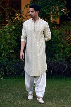 Kurta Man Design For Men, Indian Groomsmen Outfits For Men, White Kurta Pajama Men Weddings, Ivory Kurta For Men, Mens Kurta Designs Style Indian Weddings, Off White Kurta For Men, Sky Blue Kurta Men, White Kurta Designs For Men, Kurta Pajama Men Design